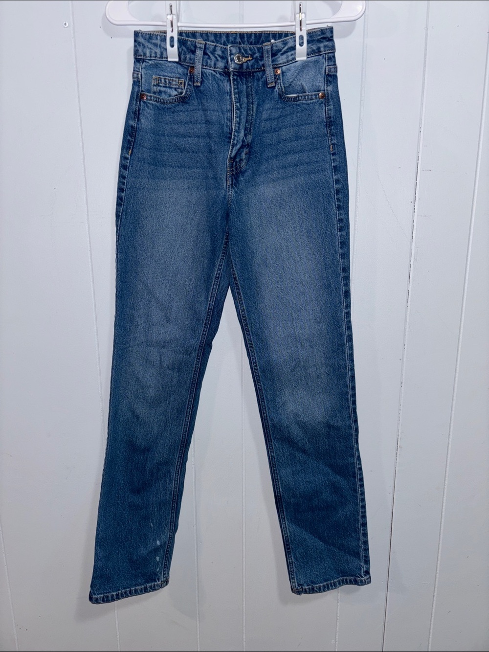 Classic High-Rise Women's Blue Jeans